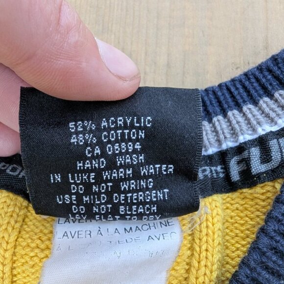 Vintage Y2K FUBU Sweater Vest Men's L Yellow Logo Embroidered Retro Cable-Knit - Picture 3 of 7